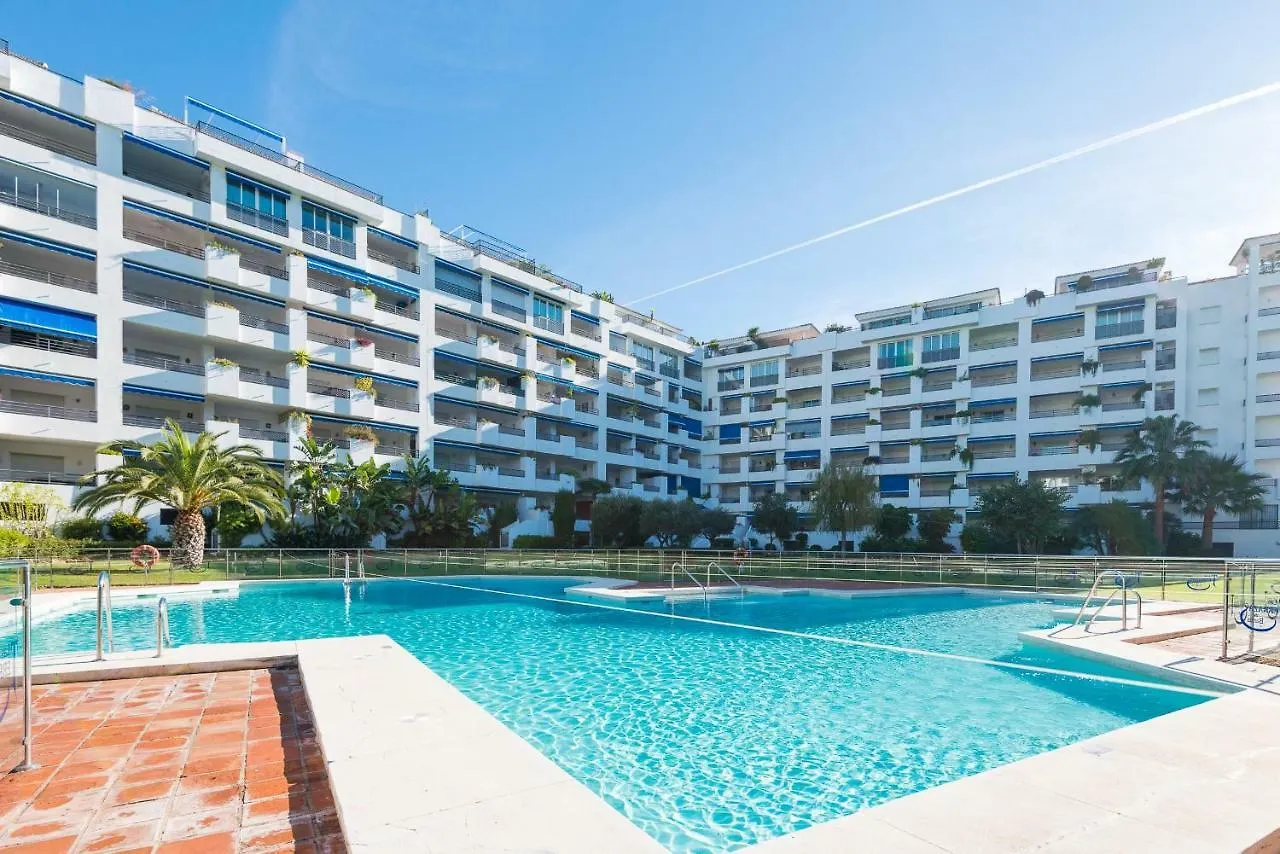Vacation Marbella I Central Puerto Banus Apt, 24-7 Security, A Minute From The Marina, The Sea And Luxury Shopping