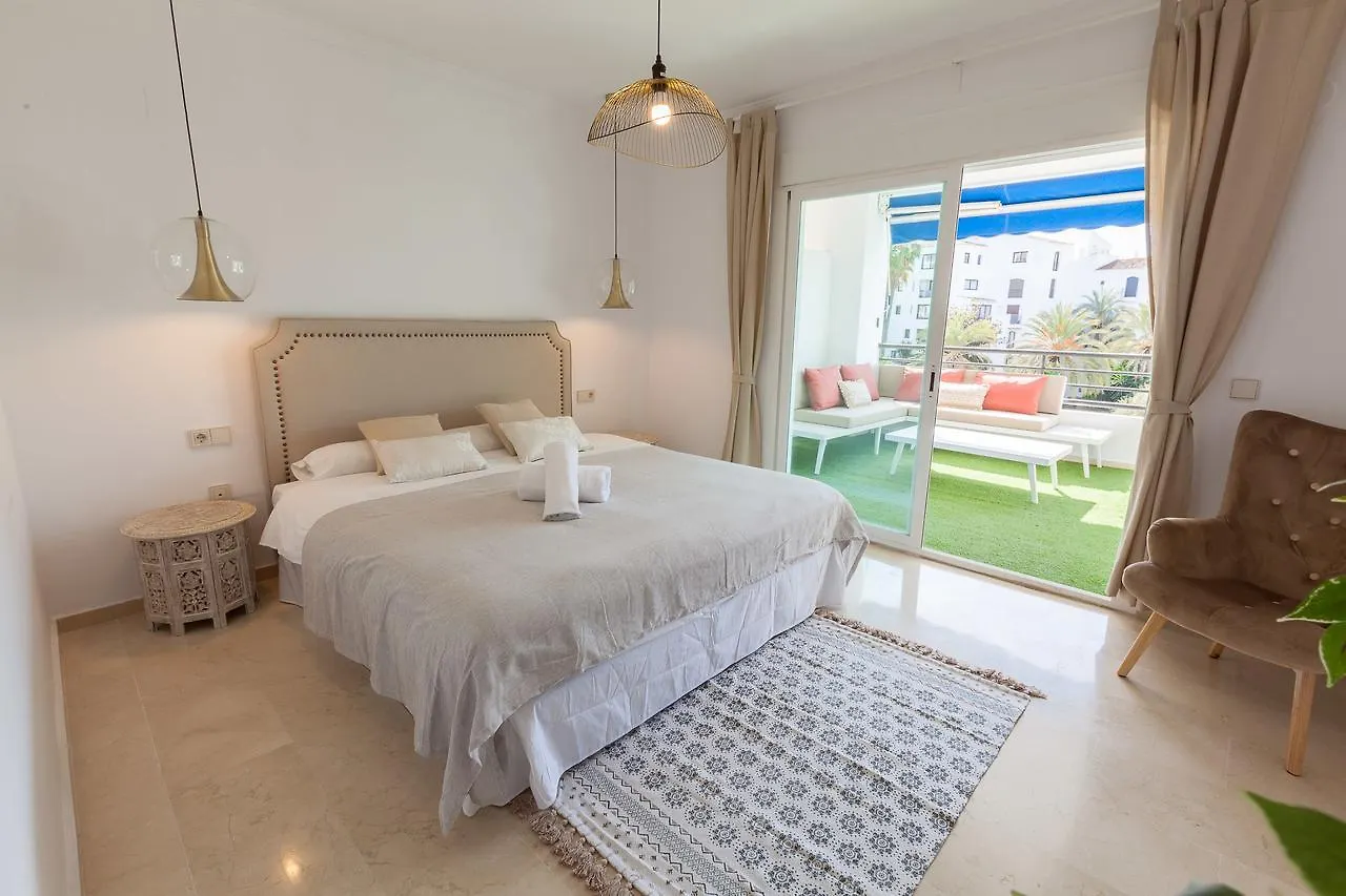 Vacation Marbella: Central Puerto Banus Apartment with Marina Access 0*, Marbella Spain