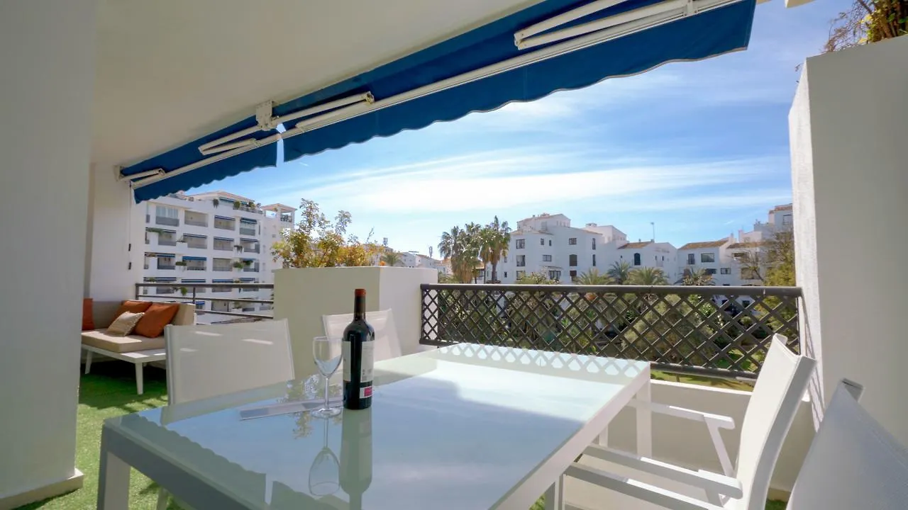 Vacation Marbella I Central Puerto Banus Apt, 24-7 Security, A Minute From The Marina, The Sea And Luxury Shopping