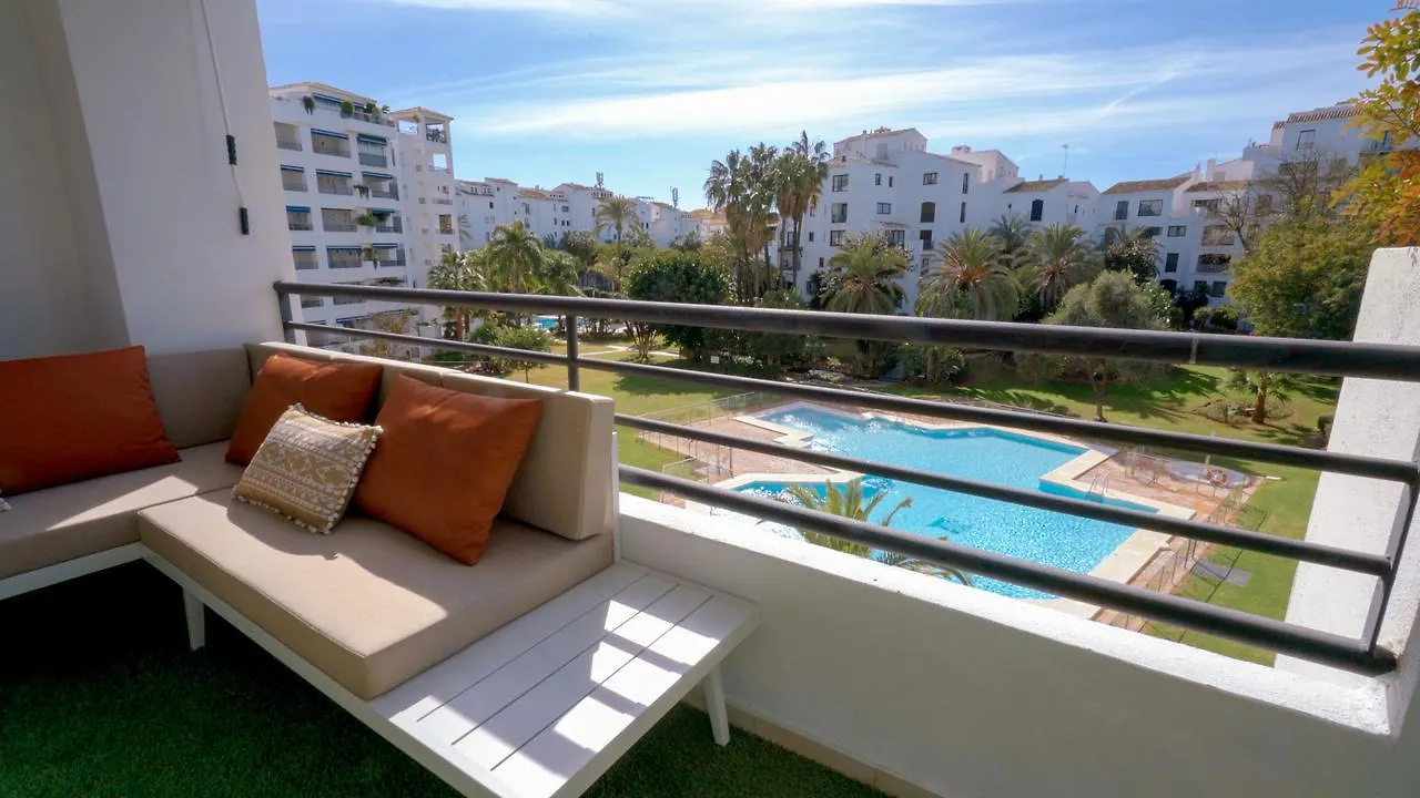 Vacation Marbella I Central Puerto Banus Apt, 24-7 Security, A Minute From The Marina, The Sea And Luxury Shopping Spagna